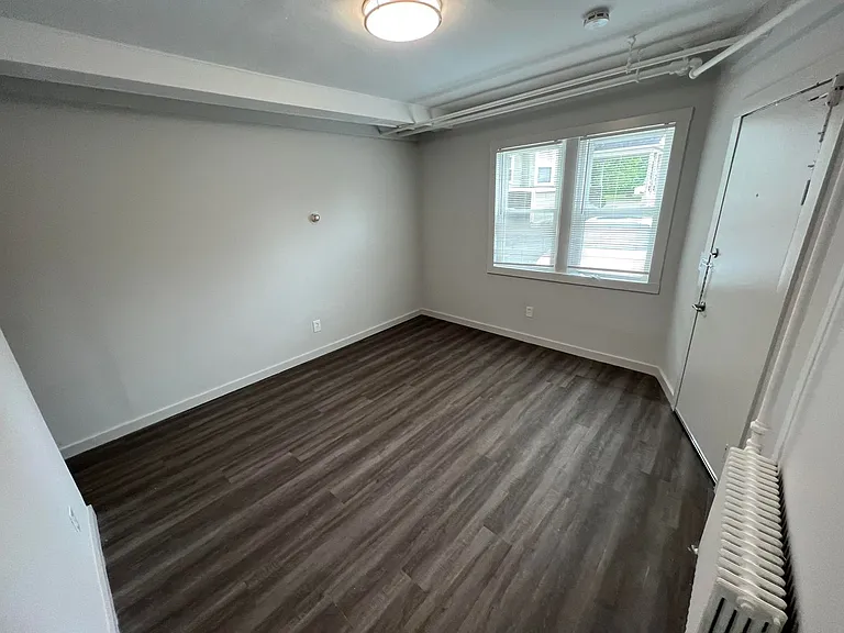 503 8th Ave — Photo 12