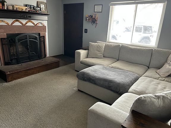3rd image of 1820 Lincoln Dr