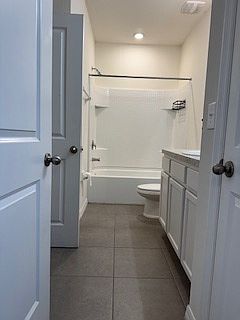 4th image of 2850 Suncoast Blend Dr #1