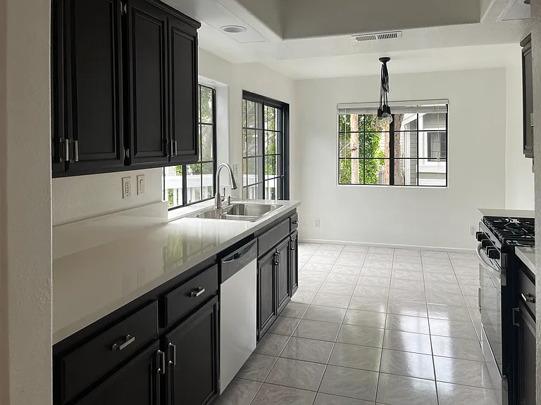 20322 Portview Cir #202 — Photo 6
