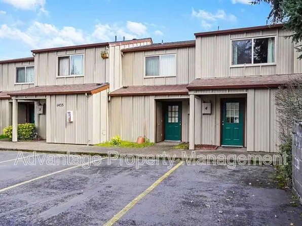1455 NW Division St APT 2, Corvallis, OR 97330