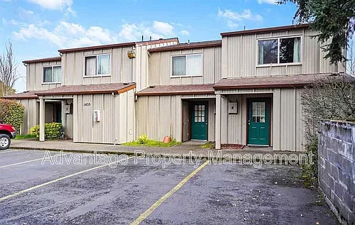 1455 NW Division St #2 Photo 1 1455 NW Division St #2 Photo 1