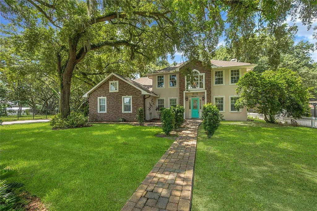 4 bed, 3.5 bath, 3403 sqft, $3,995 — Photo 2
