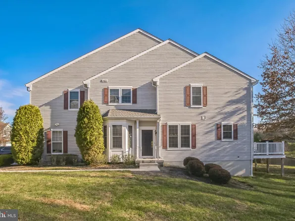 41 Carter Ln, Marlton, NJ 08053