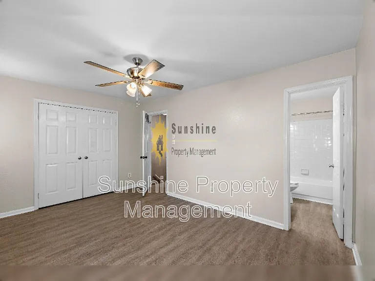 5121 Radcliff Cir — Photo 6