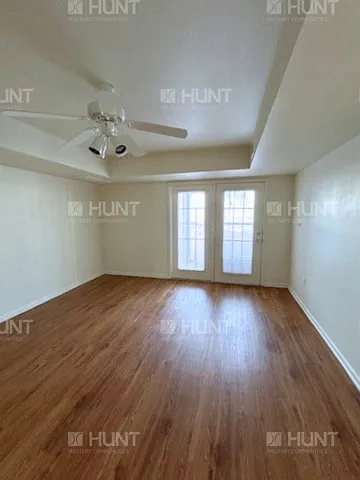 Building Photo - 4022 Hemlock Ct