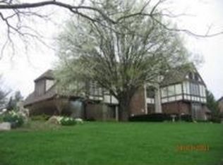 435 Tollhouse Rd, Springfield, OH 45504