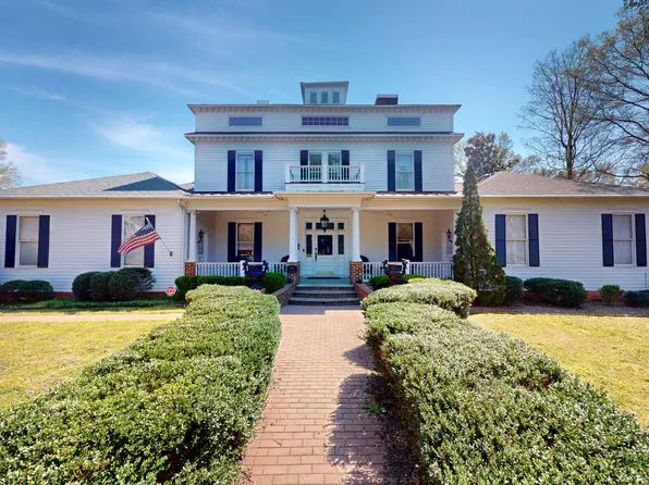 238 N Main St, Wake Forest, NC 27587