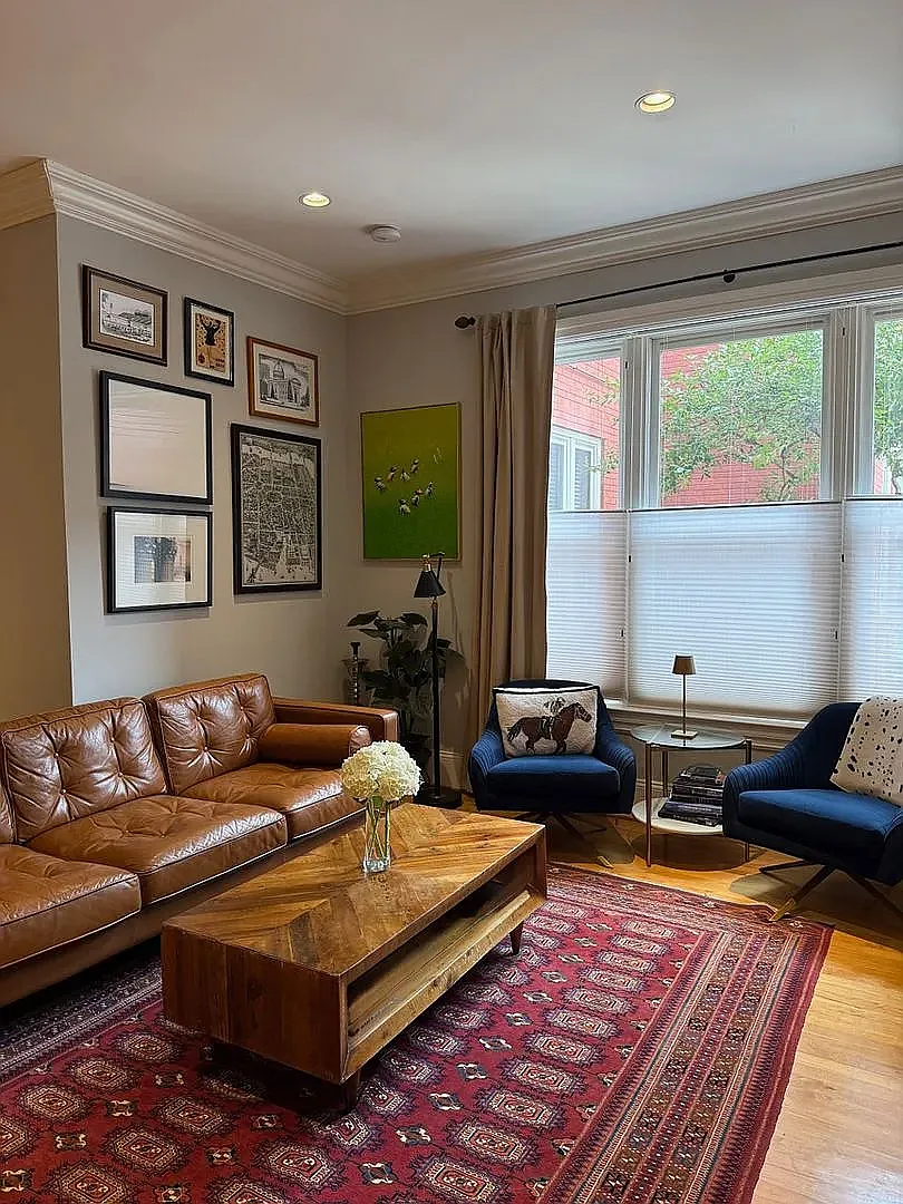 2 bed, 900 sqft, $4,400 — Photo 1