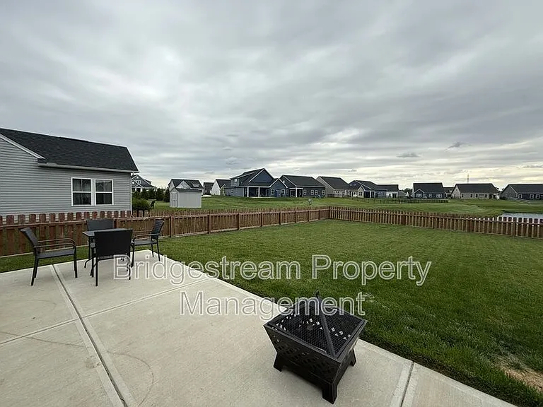 2194 Schmidt Dr — Photo 5