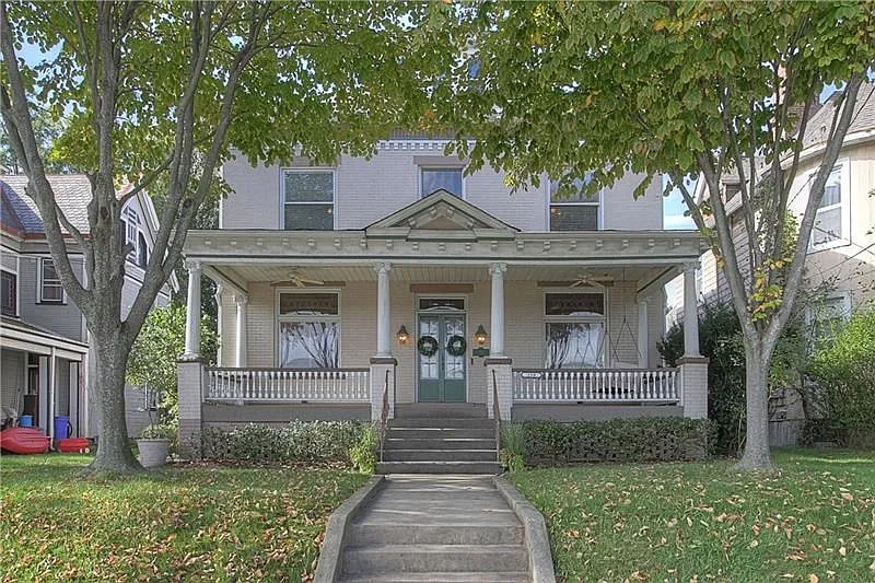 259 Wilson Ave photo 1
