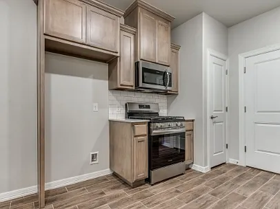 616 Maleah Pl #B — Photo 6