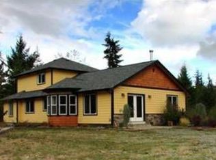 220 E Windy Ridge Ln, Belfair, WA 98528