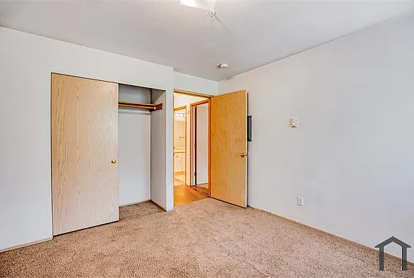 468 Park St — Photo 9