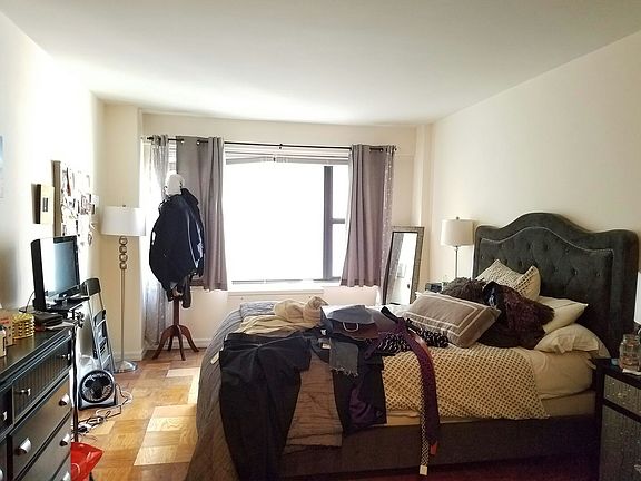 2nd image of 279 E 44th St APT 10A