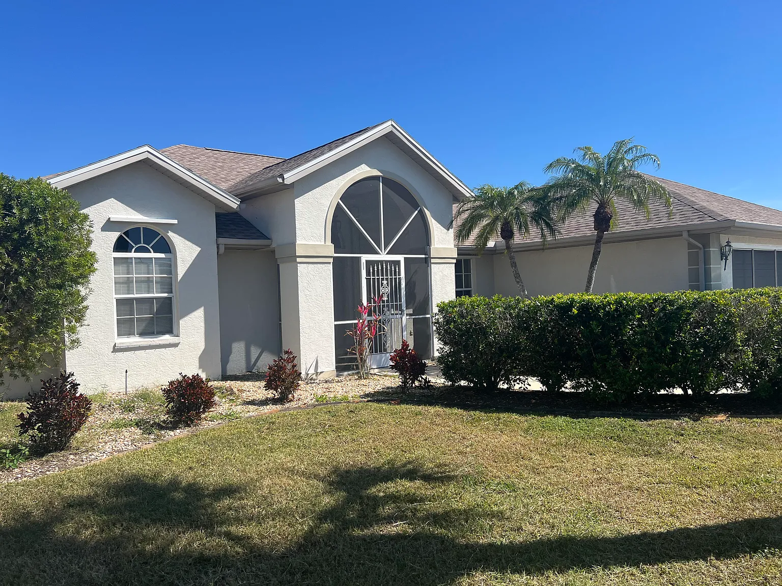 3 bed, 1796 sqft, $2,595 — Photo 3