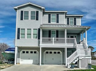 409 Lake Dr, Virginia Beach, VA 23451