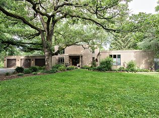 2413 Stilling Ln, McHenry, IL 60050