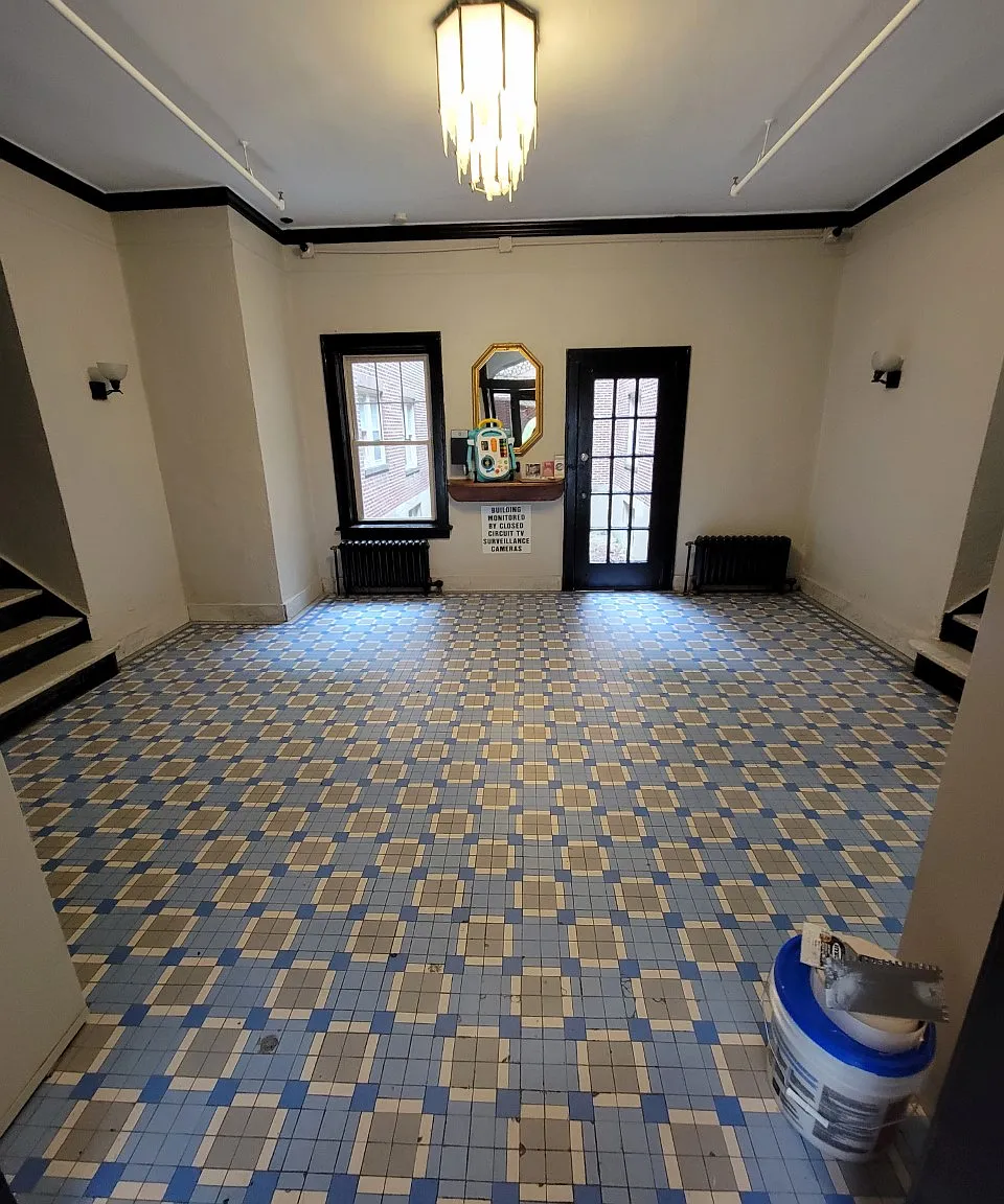 6 South Lake Ave — Photo 2