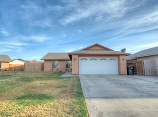 418 Chisolm Trl, Imperial, CA 92251
