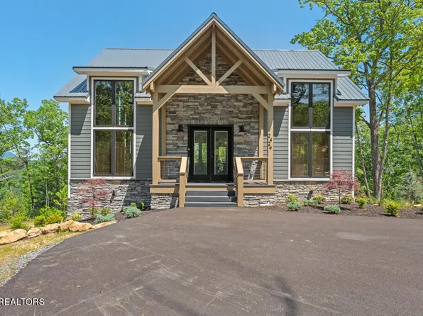 2429 Rainbow Falls Ln, Sevierville, TN 37862