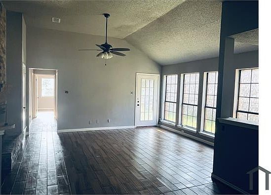 2nd image of 4205 Amy Dr