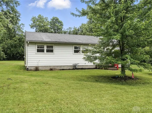 217 Arcadia Dr, Middletown, OH 45042