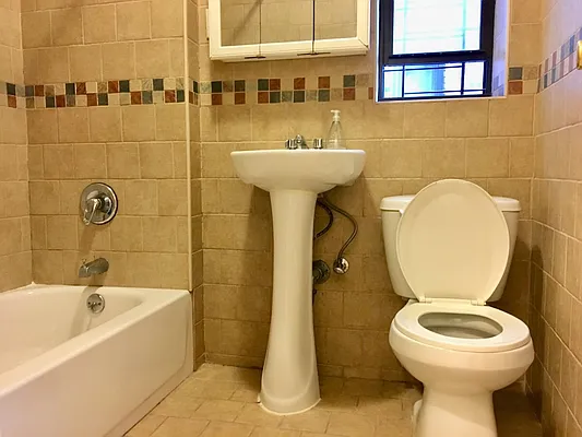 Rented by Keyo  | media 8