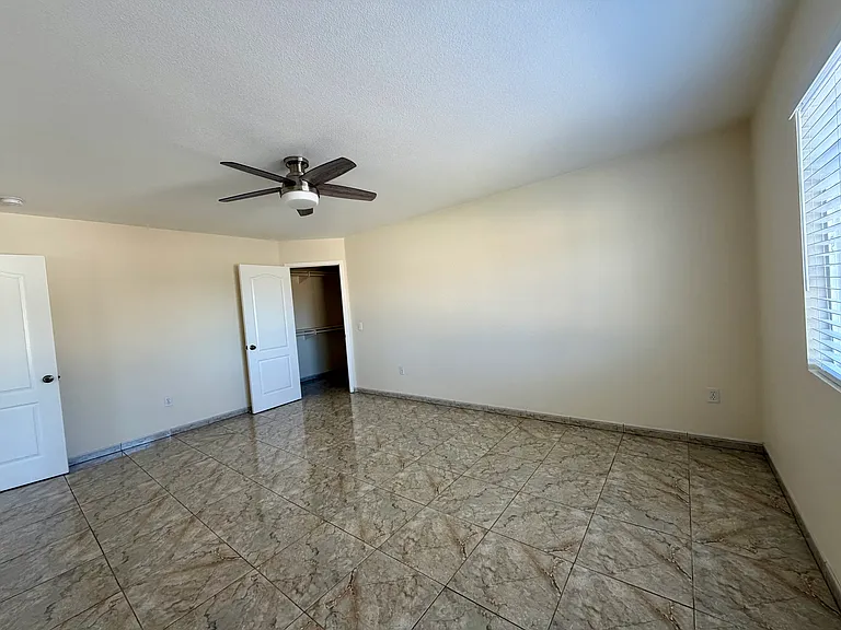 1561 Rebecca Ln — Photo 41