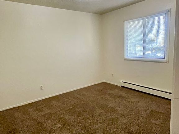 3rd image of 216 14th St #A