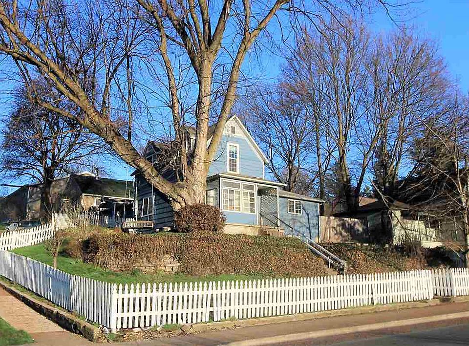 1st image of 705 NW State St