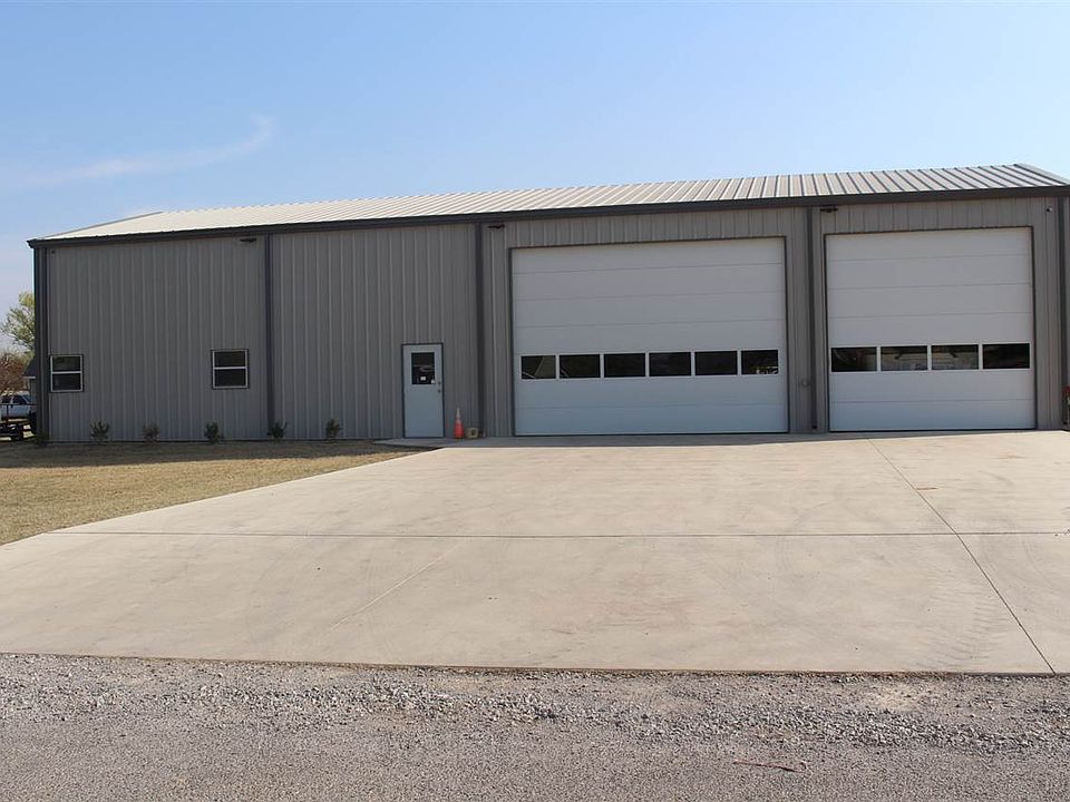 1st image of 111 Myriah Ln