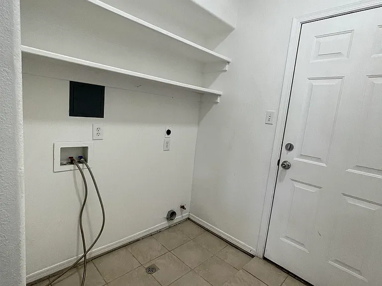 11511 S Prescott Ave — Photo 16