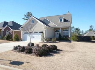 1402 Southwick Ln, Opelika, AL 36801