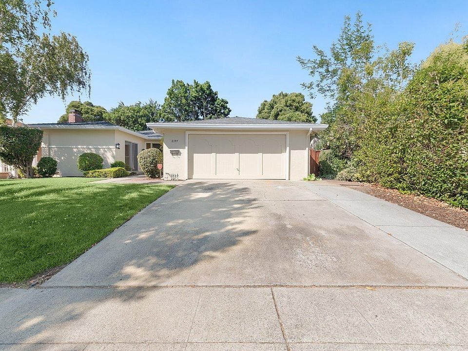 1st image of 2197 Fairmont Dr