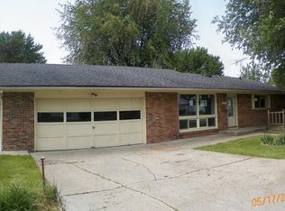 1617 E 37th St, Anderson, IN 46013