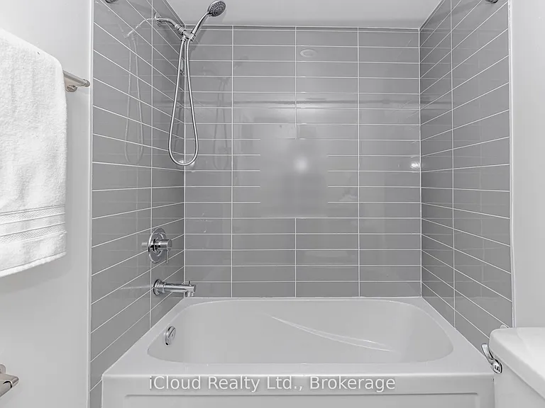 3189 Bastedo Cmn #69 — Photo 38