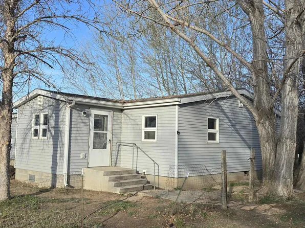 1504 Lane 14, Powell, WY 82435