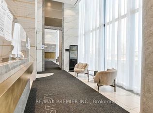 898 Portage Pkwy #4211, Vaughan, ON L4K 4Z4