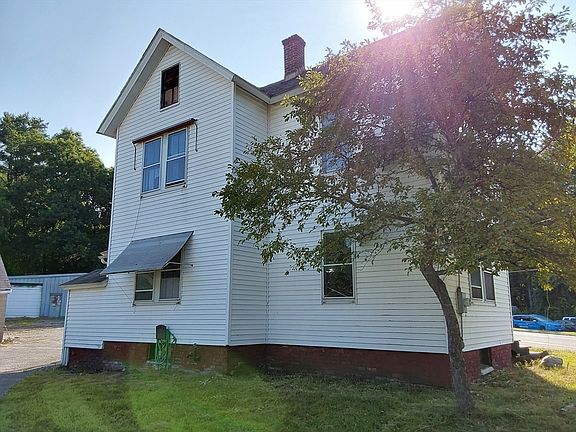 3rd image of 96 East St