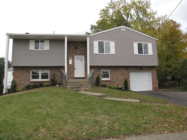 12 Limerick Pl, Hazlet, NJ 07730