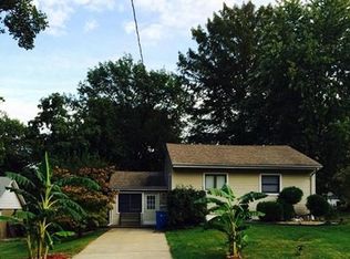 840 Brown St, Florissant, MO 63031