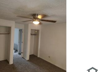 7915 S Saginaw Ave APT B, Chicago, IL 60617