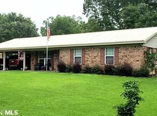 46000 Grove Ln, Bay Minette, AL 36507