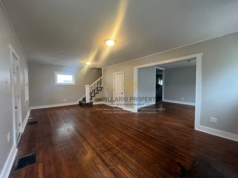 3655 N Kenwood Ave — Photo 6