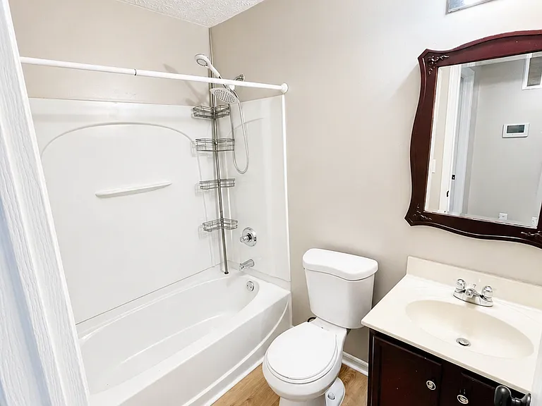 6411 Hunters Creek Blvd — Photo 4
