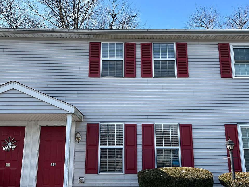 1st image of 42 Oriole Dr