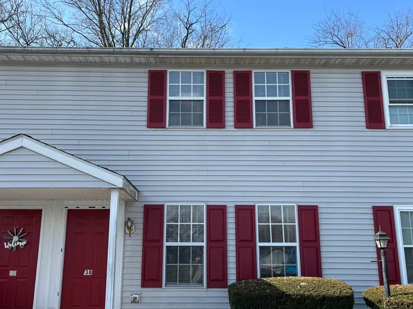 42 Oriole Dr, Ephrata, PA 17522