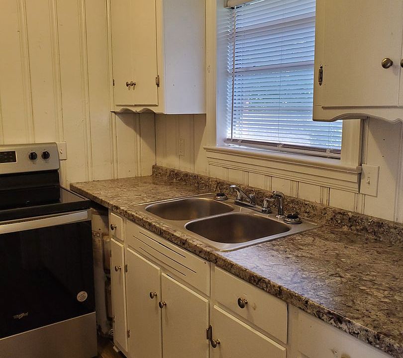 715 S 3rd Street Apartments Smithfield, NC Zillow