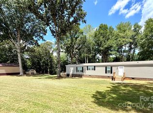 4850 Gideon Dr, Lincolnton, NC 28092